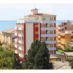 Apartman Three-bedroom Very Close To The Bibione