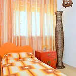 Three-bedroom Very Close To The Apartman *