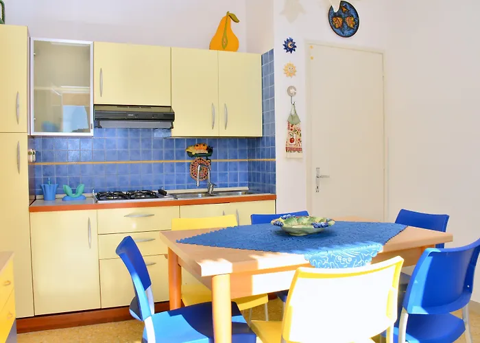 Three-bedroom Very Close To The *